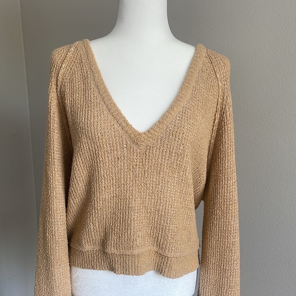 Free People Cozy Tan V-Neck Sweater Size L